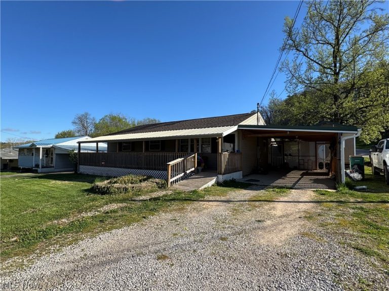 2700 Core Road, Parkersburg, WV - Photo 2