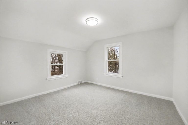 312 Montrose Avenue, Canton, OH - Photo 4