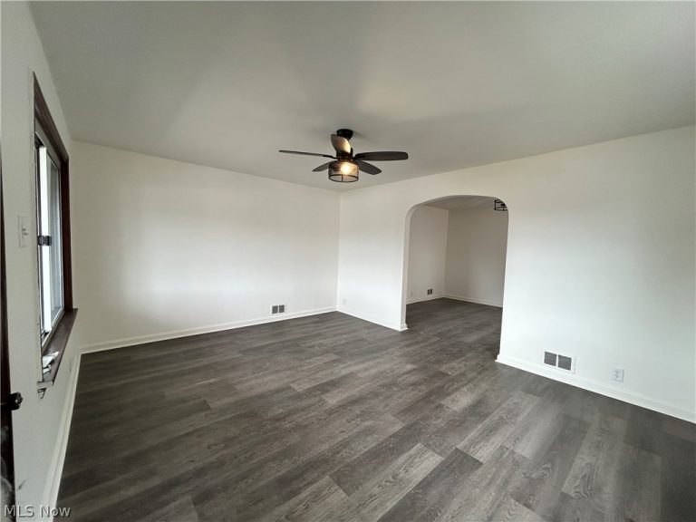 121 Parr Avenue, Mingo Junction, OH - Photo 8