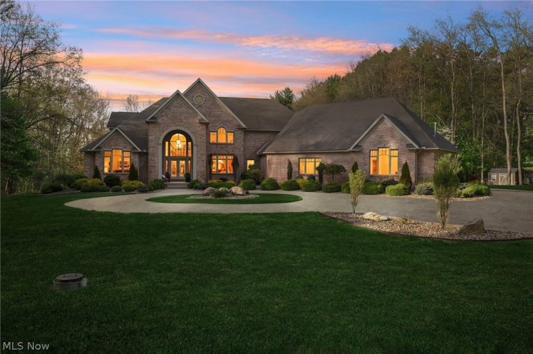 2765 Graybill Road, Uniontown, OH, 44685