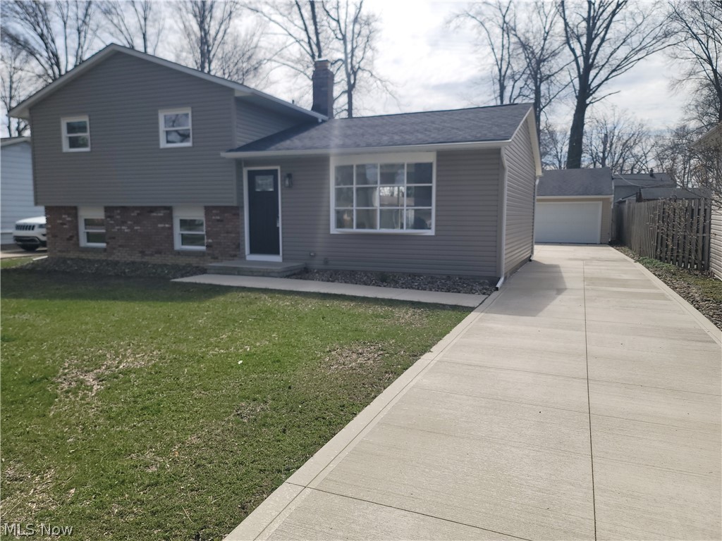 38136 Parkway Boulevard, Willoughby, OH