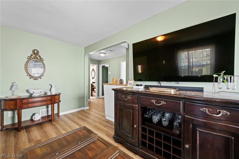 280 328th Street, Willowick, OH - Photo 5