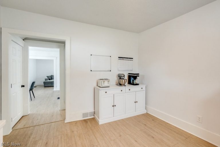 76 16th Street, Barberton, OH - Photo 8