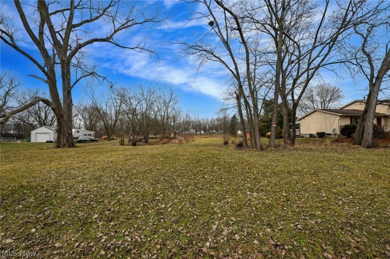 4707 Eastland Avenue, Louisville, OH - Photo 6