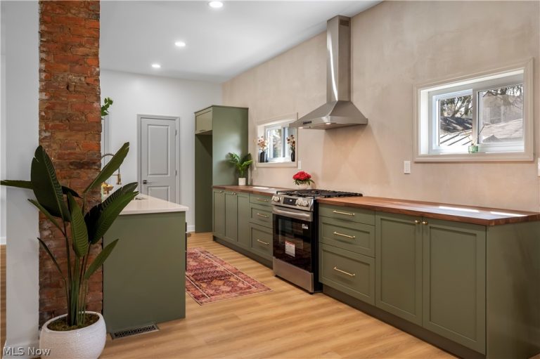 3839 Woodbridge Avenue, Cleveland, OH - Photo 6