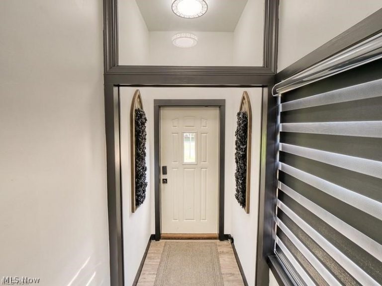 10850 Pearl Road #E-4, Strongsville, OH - Photo 5