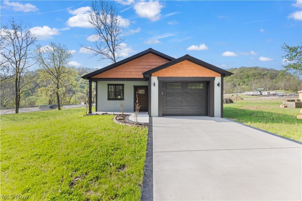 284 Central Avenue, Weirton, WV