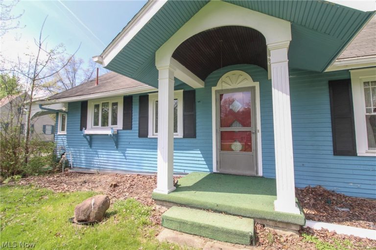 628 North Road, Warren, OH - Photo 2