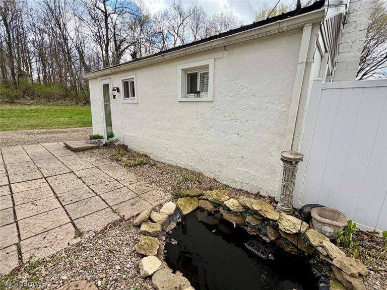 1610 Connecticut Avenue, Massillon, OH - Photo 6