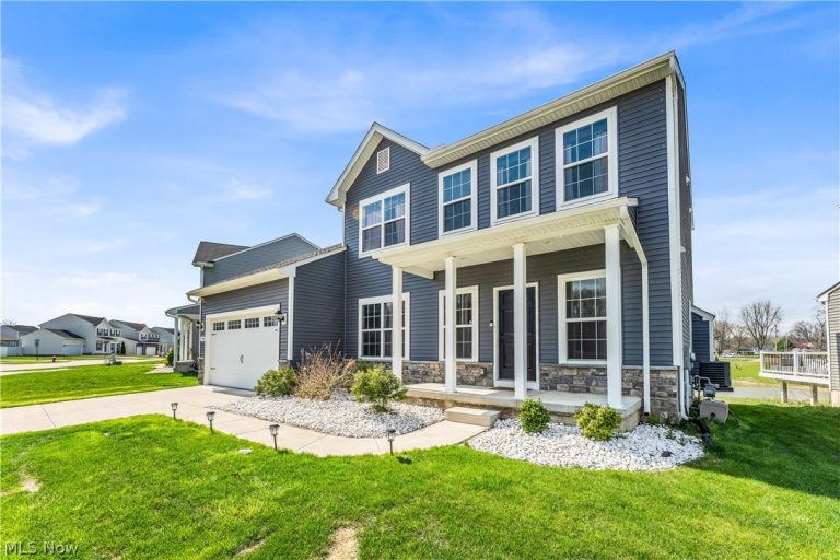 3981 Rossi Way, Lorain, OH - Photo 2