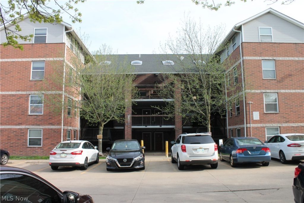 409 Brown Street, Akron, OH