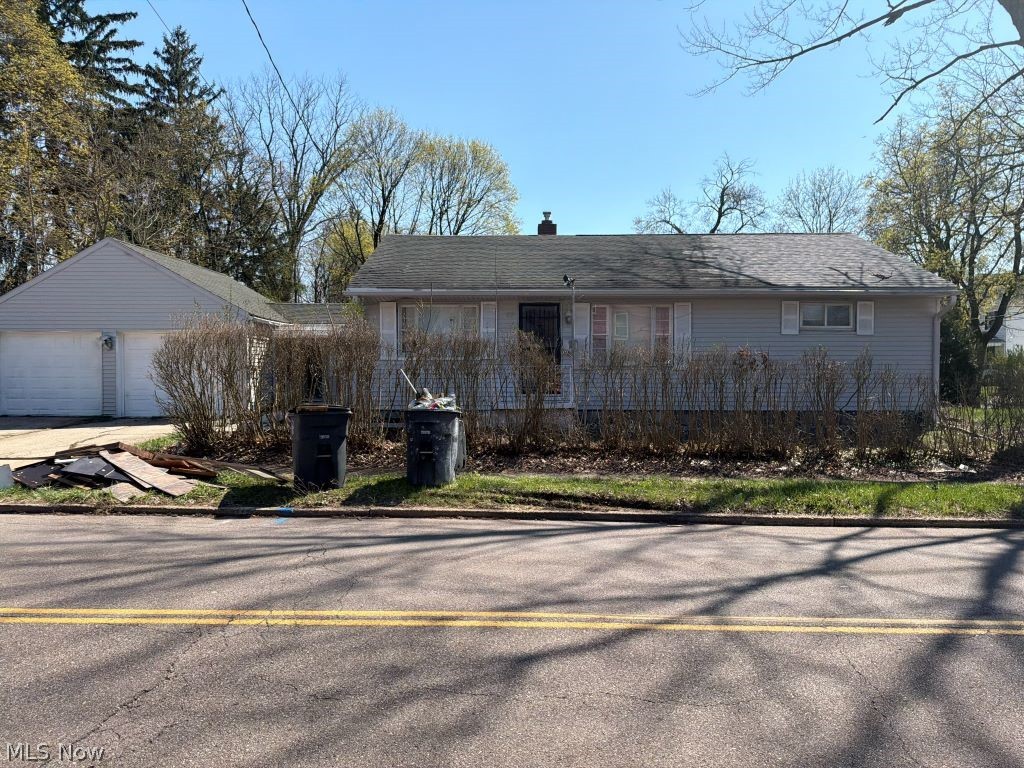 22 Uhler Avenue, Akron, OH