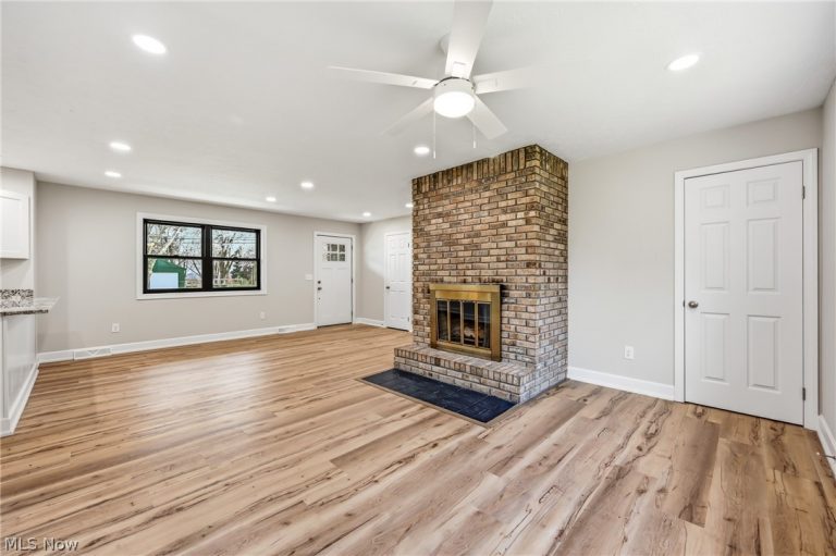 44129 Columbiana Waterford Road, Columbiana, OH - Photo 4