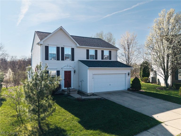 211 Burkdale Court, Wadsworth, OH - Photo 2