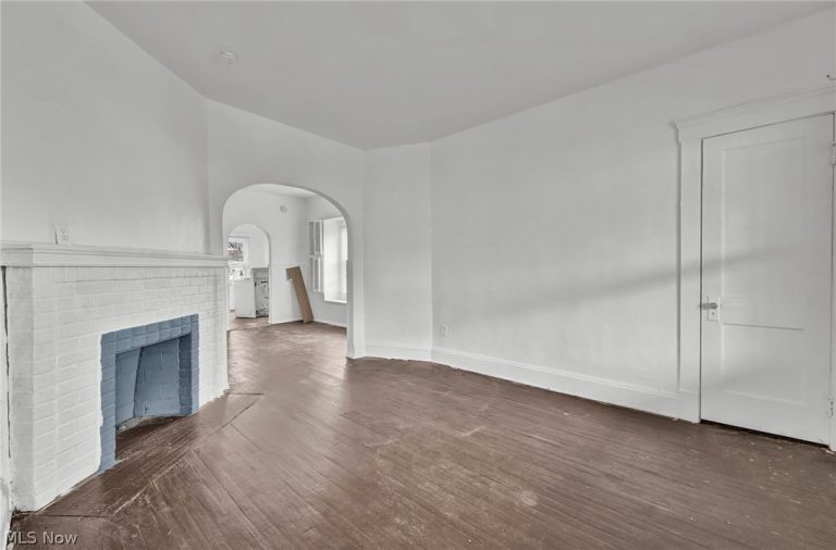 880 Stevenson Road, Cleveland, OH - Photo 6