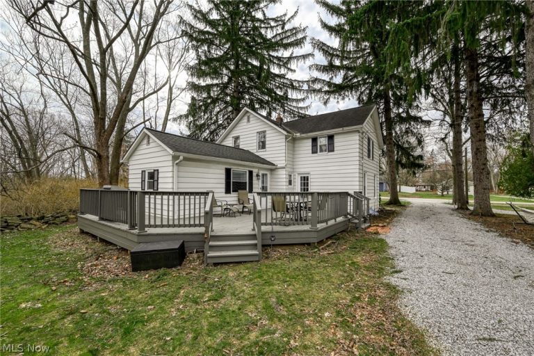 374 River Road, Munroe Falls, OH - Photo 3