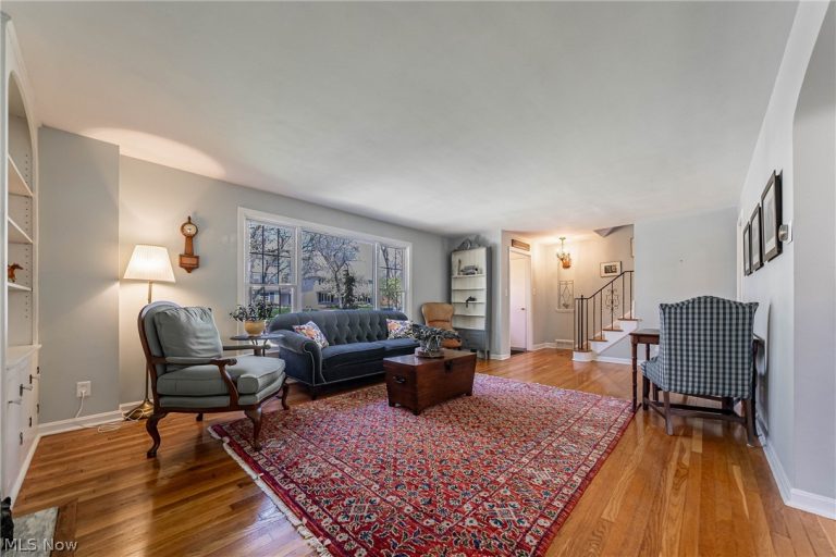 22350 Westchester Road, Shaker Heights, OH - Photo 3