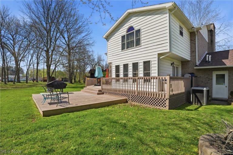 536 Windsor Drive, Mineral Wells, WV - Photo 8