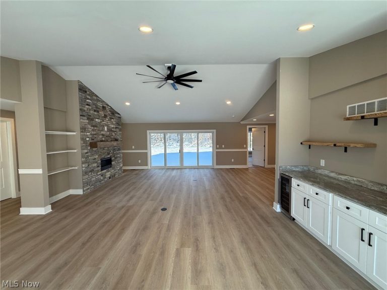 3940 Ellendale Road, Chagrin Falls, OH - Photo 4