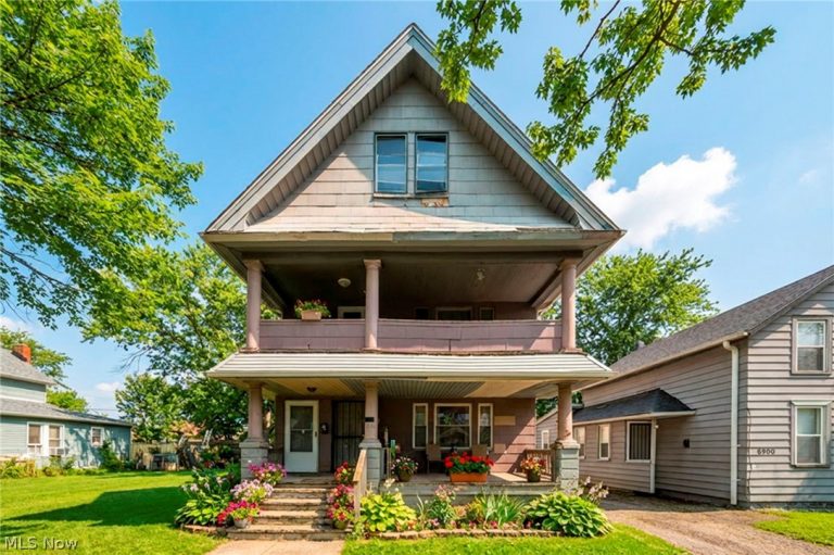 6904 Lawn Avenue, Cleveland, OH, 44102