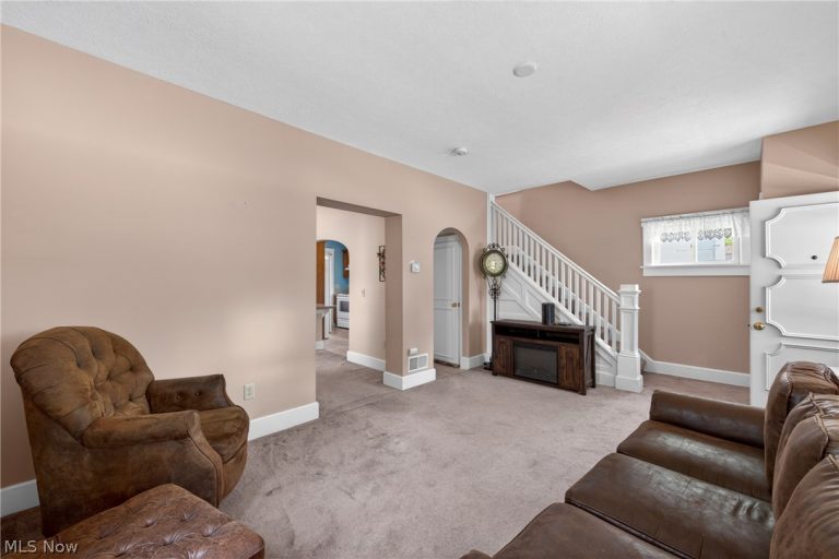 713 Oak Street, Orrville, OH - Photo 6