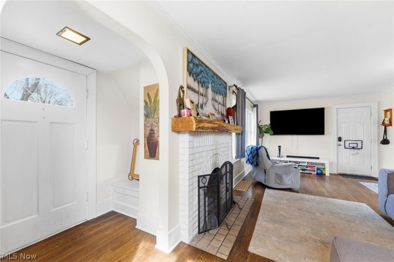 143 Baker Street, Berea, OH - Photo 5