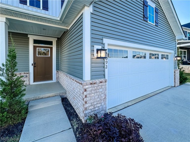 2092 Sugar Maple Drive, Kent, OH - Photo 2