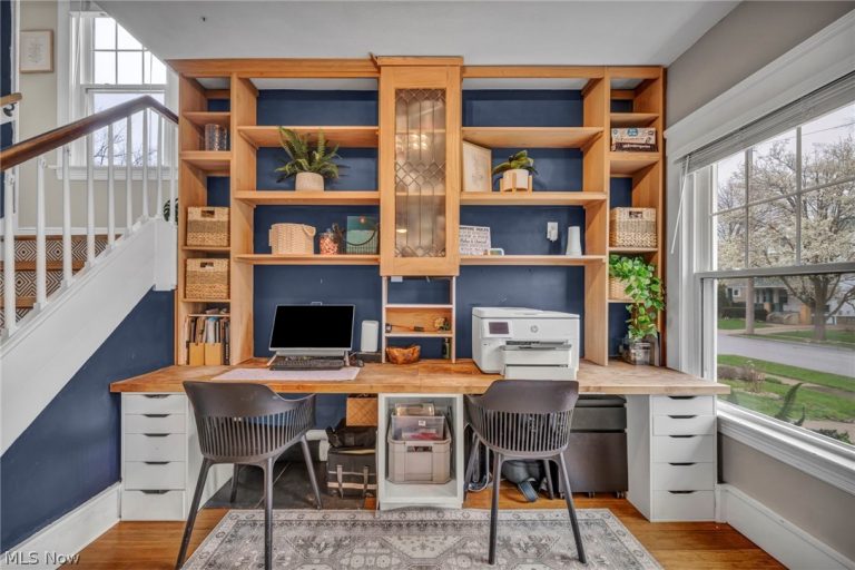 1302 Bonnieview Avenue, Lakewood, OH - Photo 4