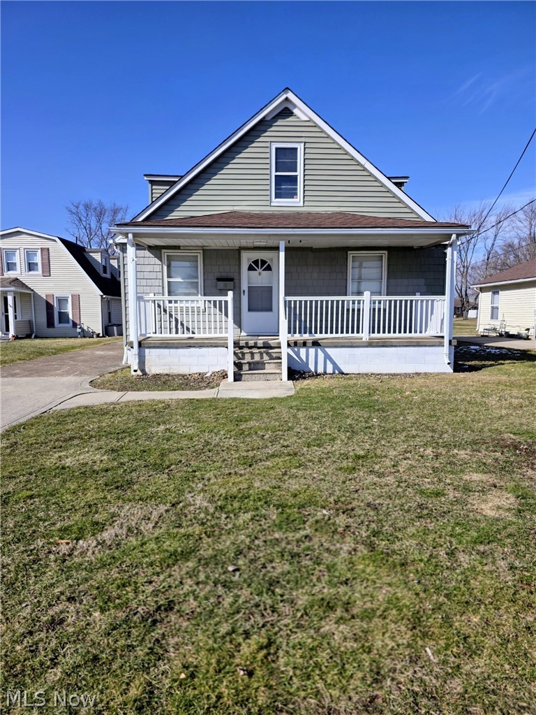 2606 Oberlin Avenue, Lorain, OH - Photo 2