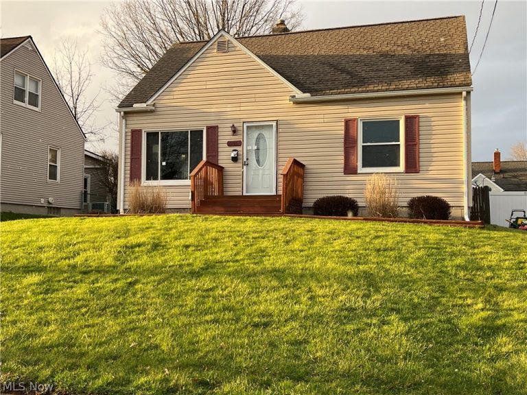 715 Catawba Avenue, Akron, OH - Photo 2