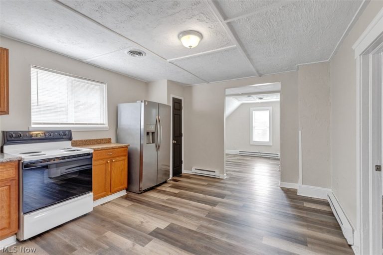 3279 44th Street, Cleveland, OH - Photo 2