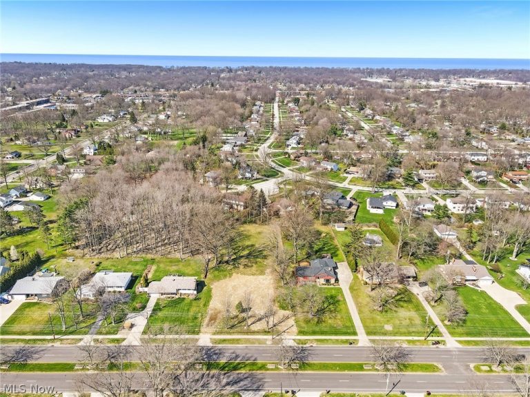 27050 Hilliard Boulevard, Westlake, OH - Photo 5