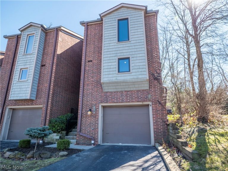 6878 Fitzwater Road #41, Brecksville, OH, 44141