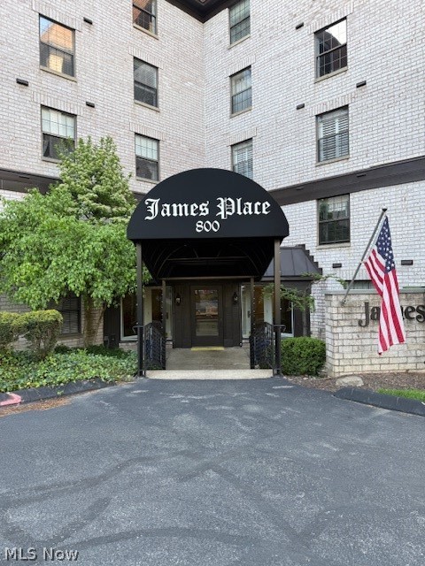 800 Brick Mill Run, Westlake, OH, 44145