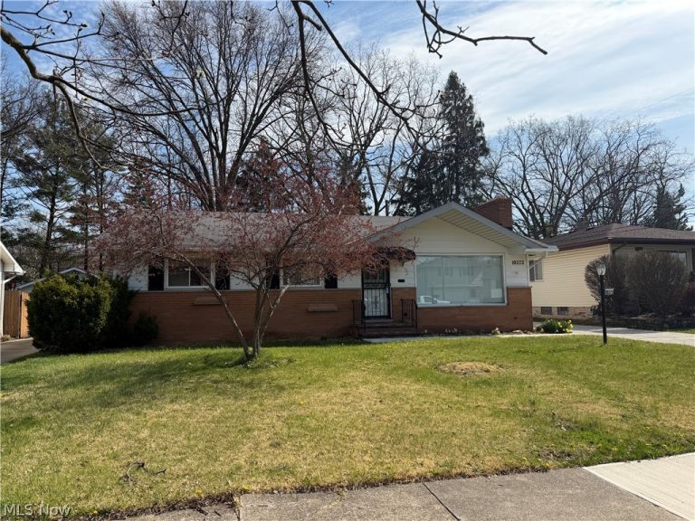 10272 North Church Drive, Parma Heights, OH, 44130