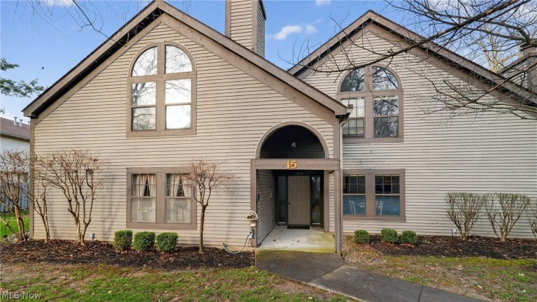 1123 Redtail Hawk #1, Boardman, OH, 44512