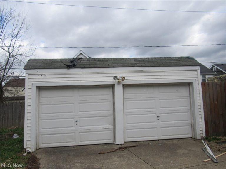 7811 Connecticut Avenue, Cleveland, OH - Photo 2