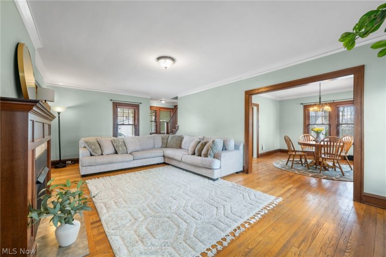 2135 Riverside Drive, Lakewood, OH - Photo 5
