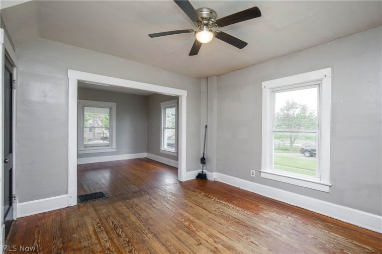 2 Ohio Avenue, Massillon, OH - Photo 8