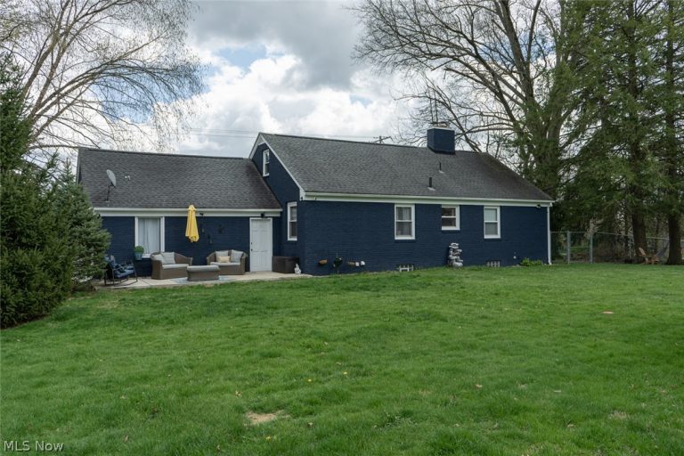 3467 Wales Avenue, Massillon, OH - Photo 3