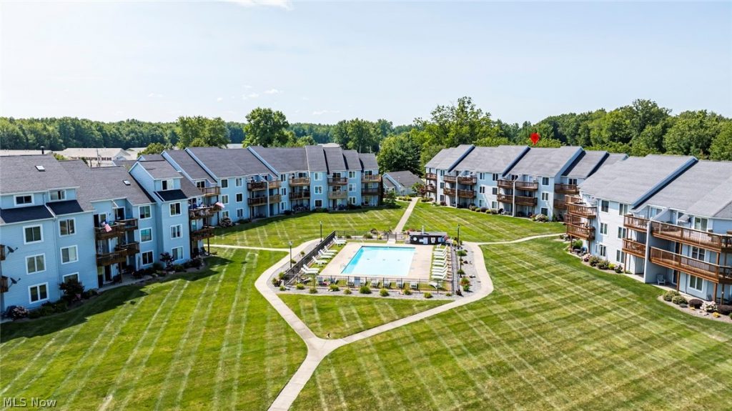 6035 Lake Road #423, Ashtabula, OH
