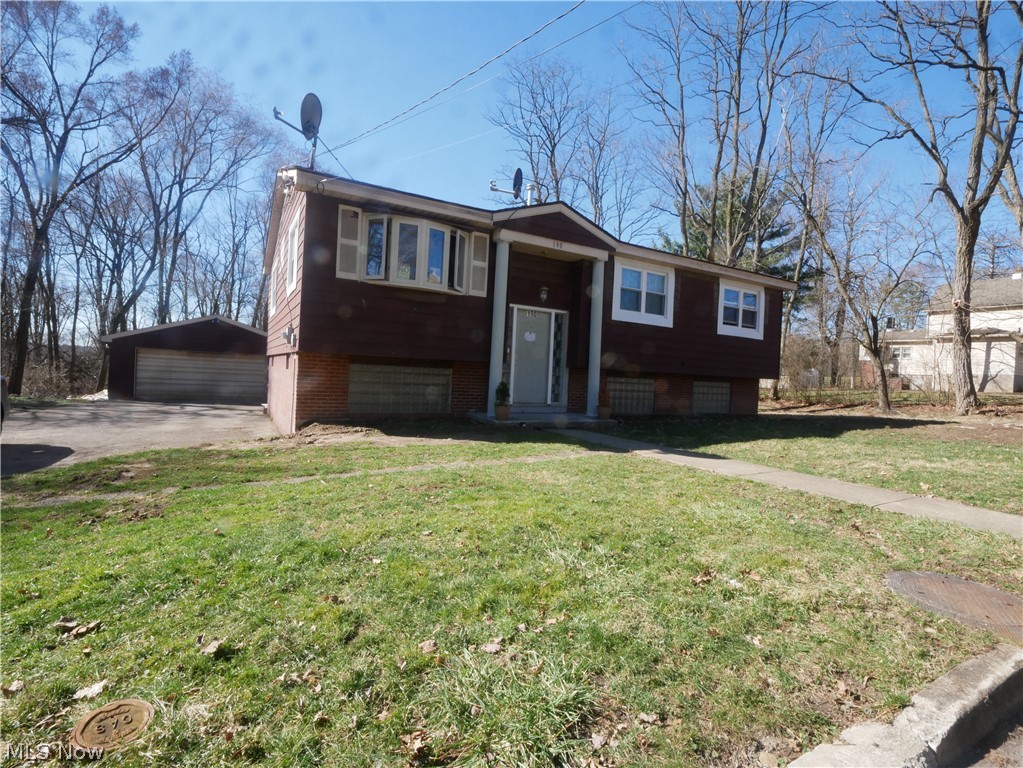 190 10th Street, Campbell, OH