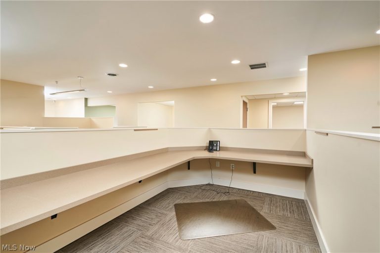 799 White Pond Drive #E, Akron, OH - Photo 6