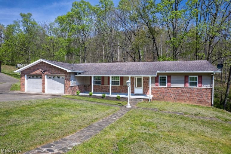 146 Graham Place, Davisville, WV, 26142