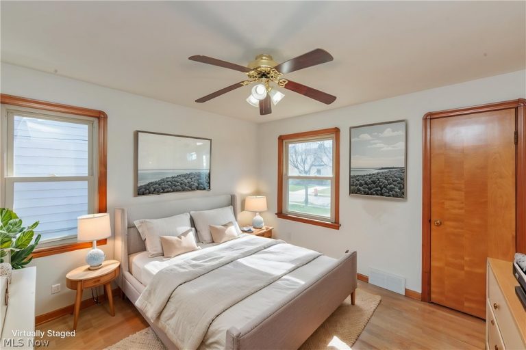 18119 Windward Road, Cleveland, OH - Photo 3