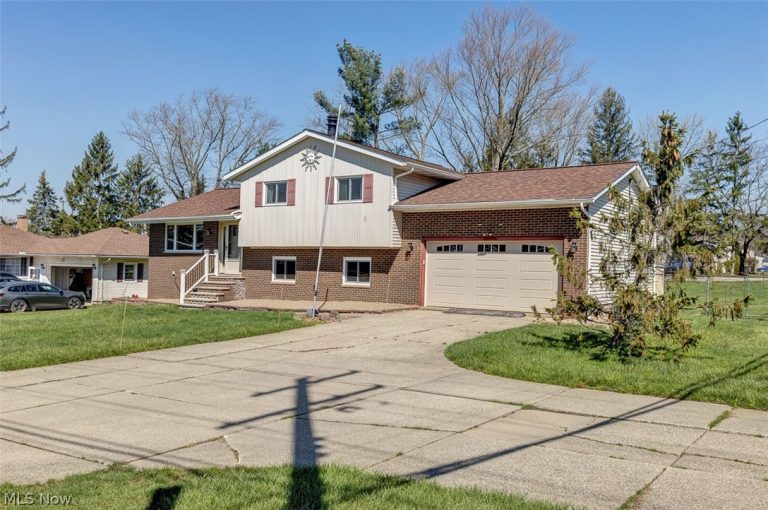 4619 Center Road, Brunswick, OH - Photo 2