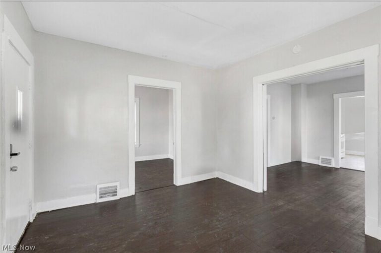 4103 Denison Avenue #Down, Cleveland, OH - Photo 3