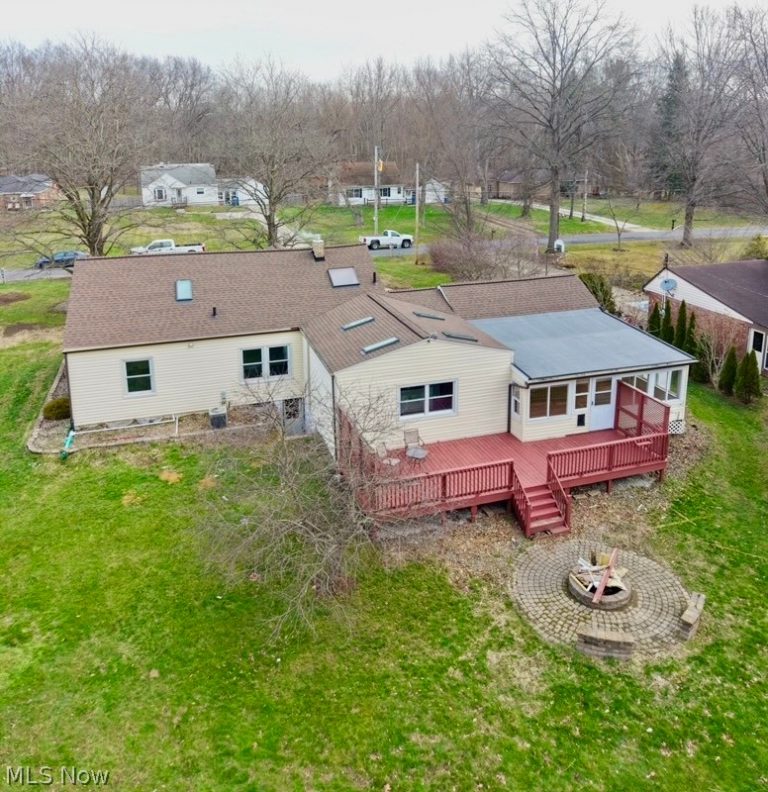 2006 Bridger Road, Akron, OH - Photo 3