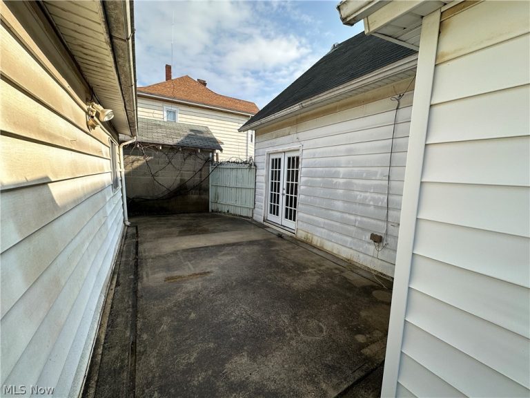 409 East Street, Caldwell, OH - Photo 4