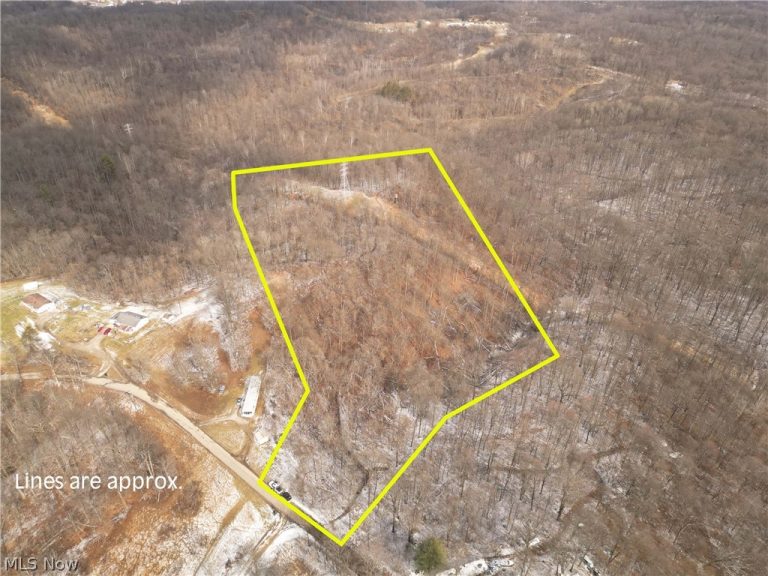3800 Darlington Road, Zanesville, OH, 43701